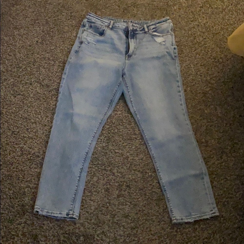 American Eagle Mom jeans!!